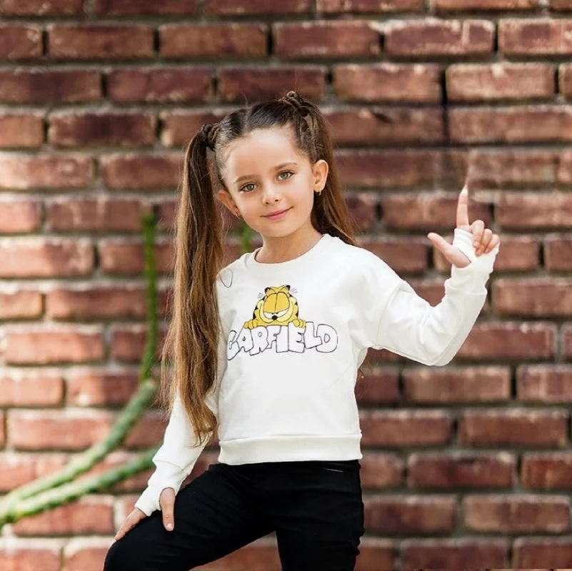 بلوز اسپرت فینگردار طرح گارفیلد